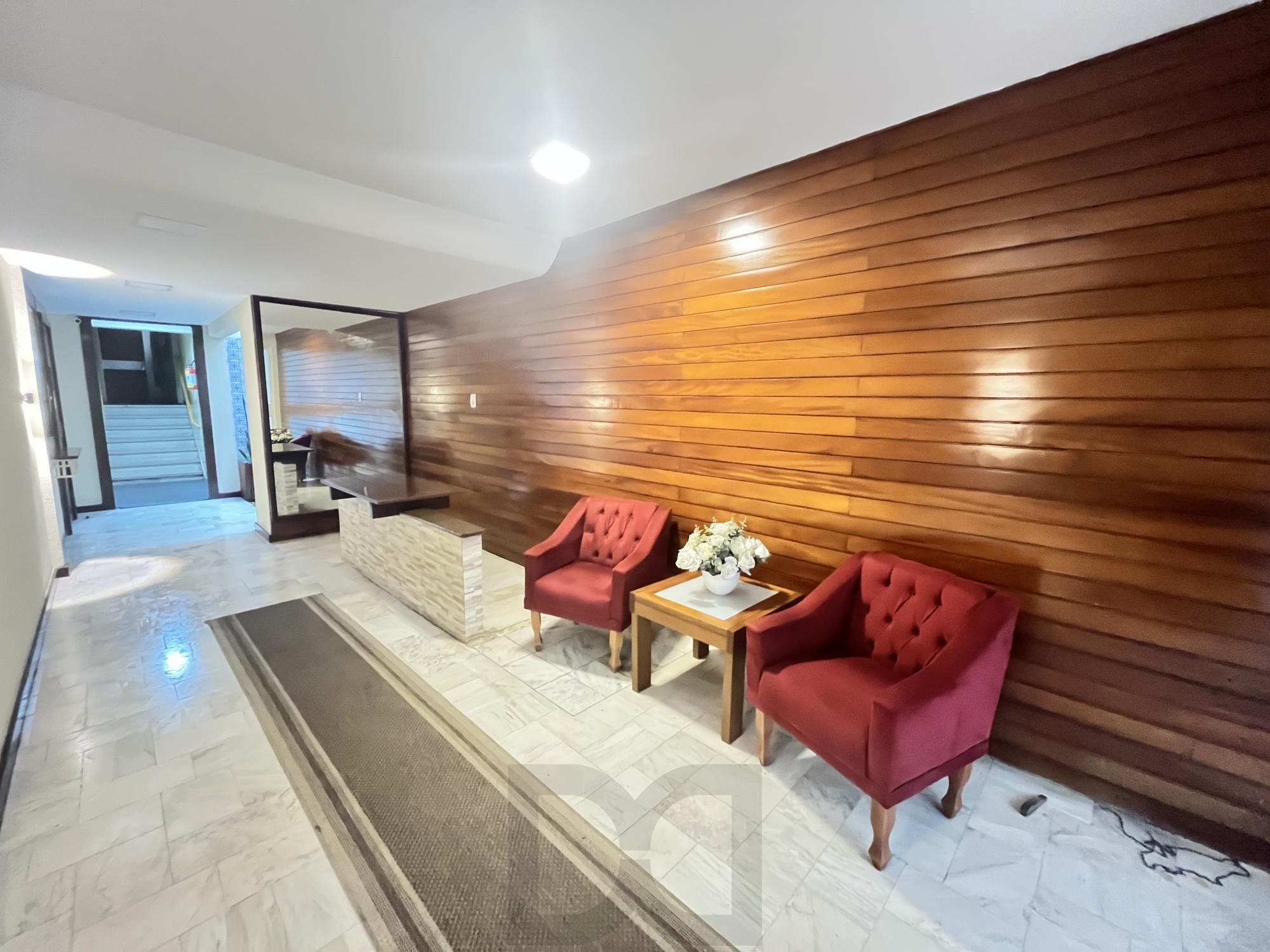 Apartamento de 2 quartos e 1 vagas de garagem no bairro Independência em POA — foto 2