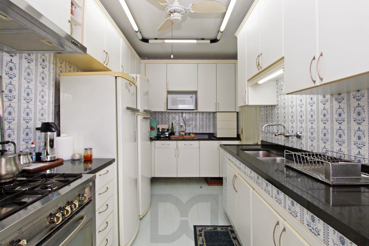 Apartamento para Venda - 245.75m², 3 dormitórios, sendo 1 suites, 2 vagas - Moinhos de Vento — foto 27