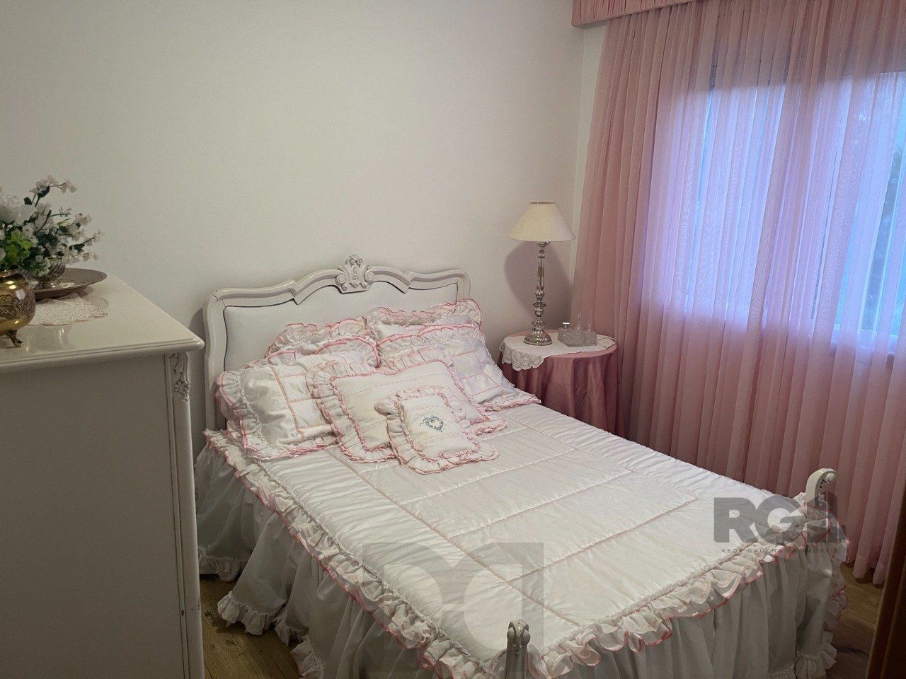 Apartamento 3 dormitórios, suíte, 2 vagas. Andar alto, vista para infraestrutura do condomínio. Semi-mobiliado. — foto 60