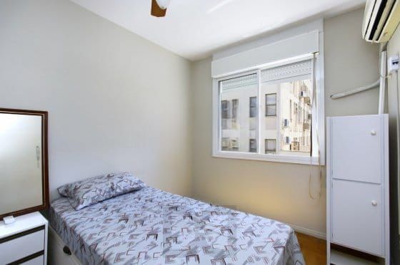 Apartamento de um quarto no bairro Menino Deus em Porto Alegre — foto 8