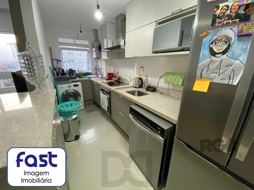 Apartamento 3 quartos, sendo 1 suíte, 67 m² privativos e 2 vagas de garagem (box duplo) localizado na Rua Jerônymo Zelmanovitz, no bairro São Sebastião em Porto Alegre. — foto 4