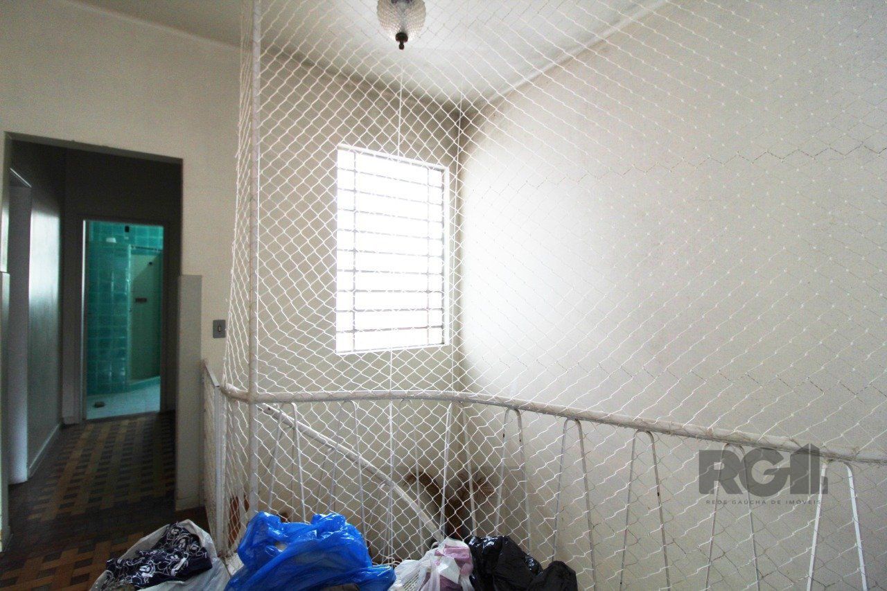 Casa à venda 4 quartos (dormitórios), suíte, 3 vagas - Partenon, Porto Alegre — foto 20
