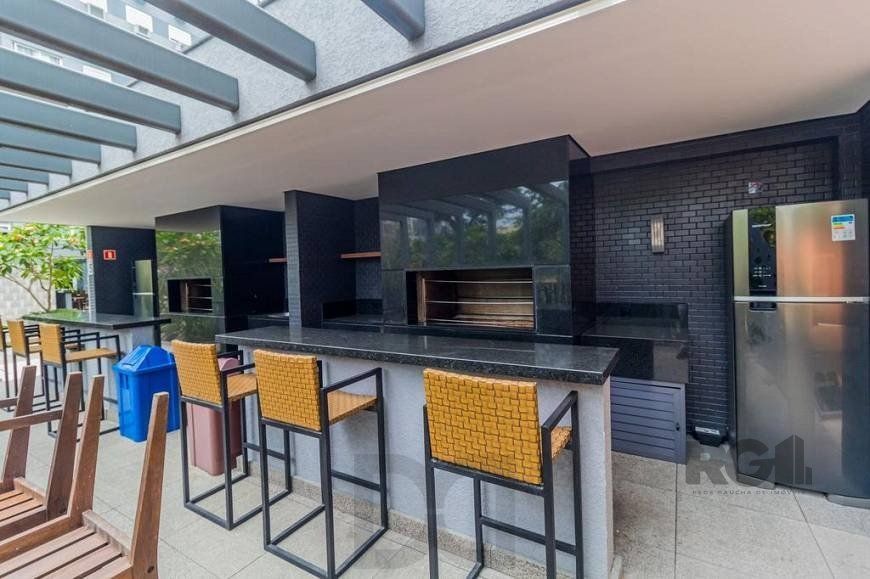 Apartamento 3 quartos, sendo 1 suíte, 67 m² privativos e 2 vagas de garagem (box duplo) localizado na Rua Jerônymo Zelmanovitz, no bairro São Sebastião em Porto Alegre. — foto 21