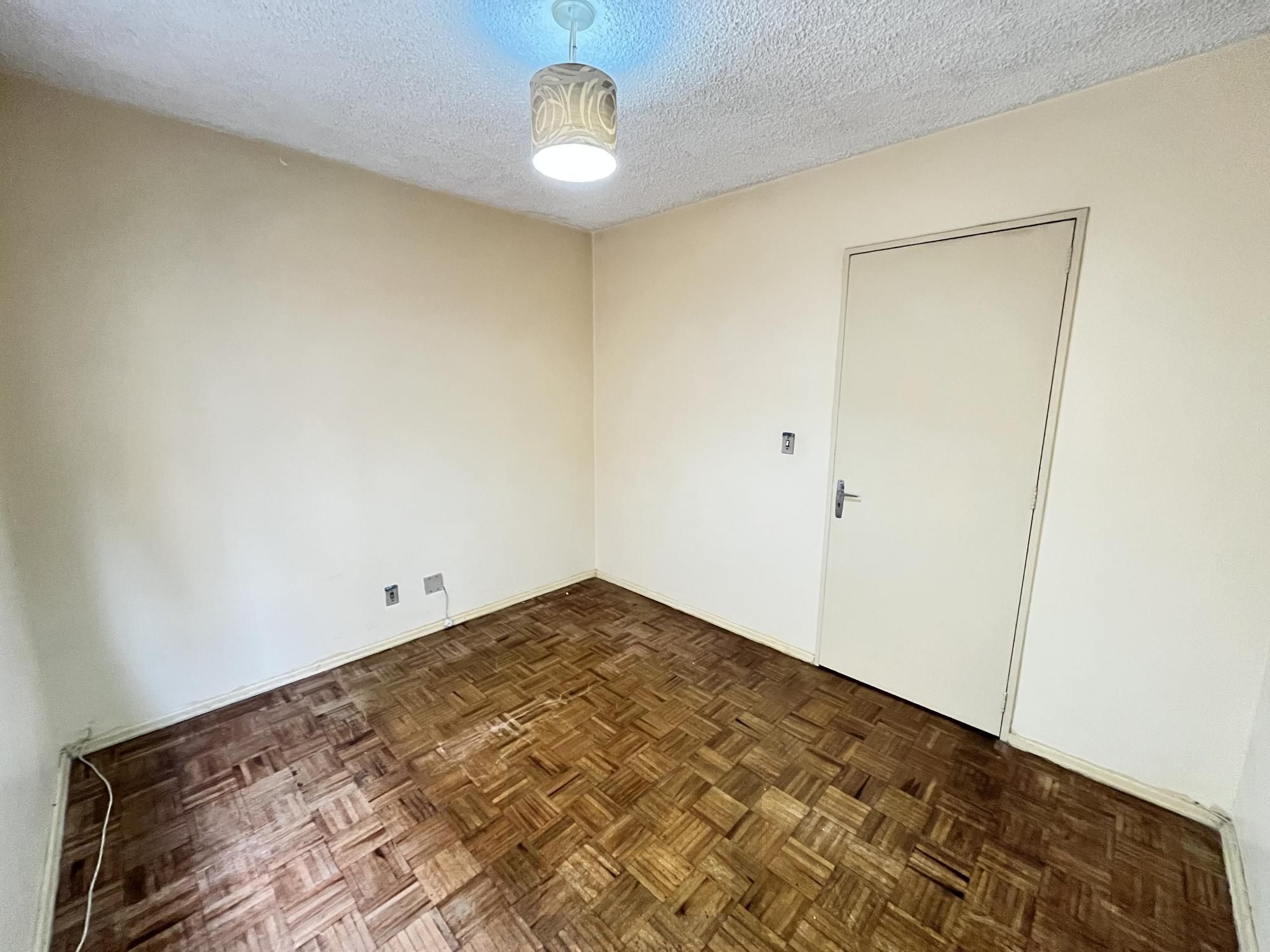 Apartamento de 2 quartos e 2 banheiros no bairro Independência em Porto Alegre — foto 10
