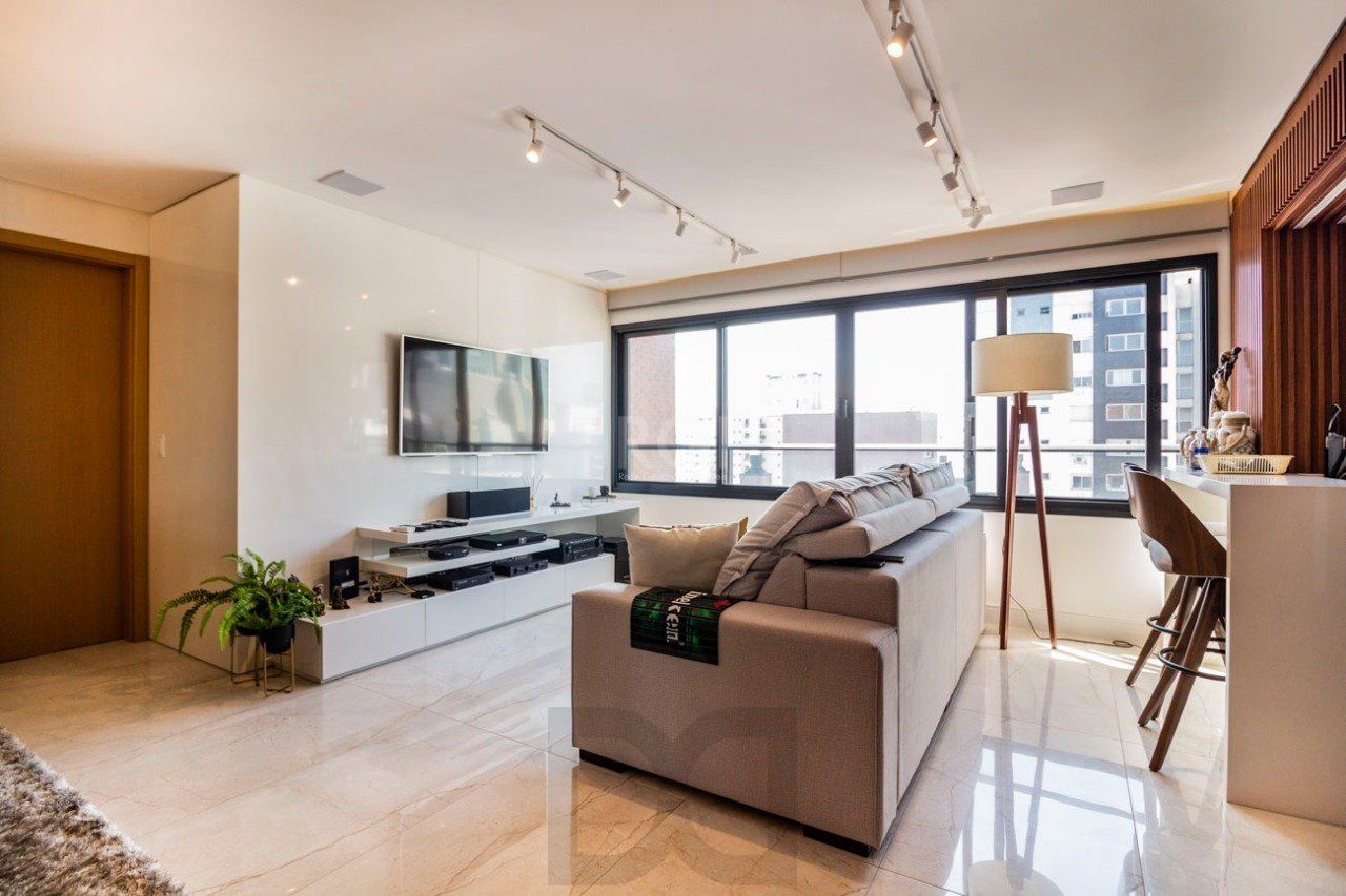 Apartamento para Venda - 101.52m², 3 dormitórios, sendo 1 suite, 4 vagas — foto 2