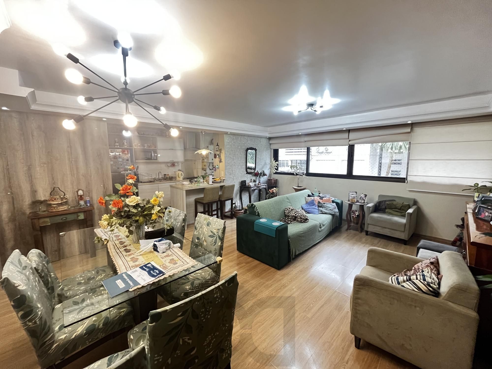 Apartamento de 3 quartos, suíte e 2 vagas de garagem no bairro Tristeza em POA — foto 2