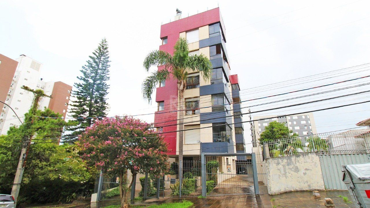 Apartamento de dois dormitórios e uma vaga de garagem na Rua Marcelo Gama, bairro Auxiliadora em Porto Alegre. — foto 48