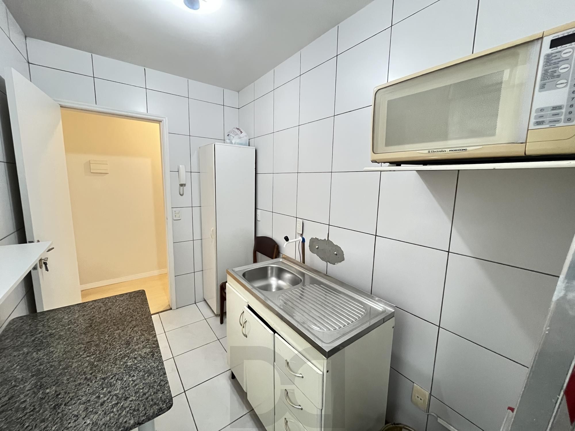 Cobertura de um quarto no bairro Santana em Porto Alegre. — foto 22