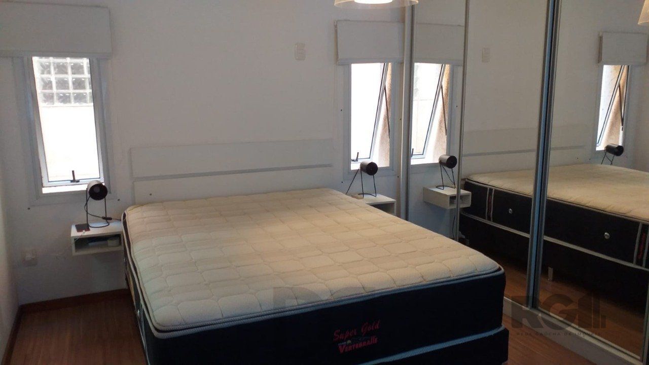 Ótimo Loft ou 1 dormitório e gabinete garagem no Rio Branco — foto 12