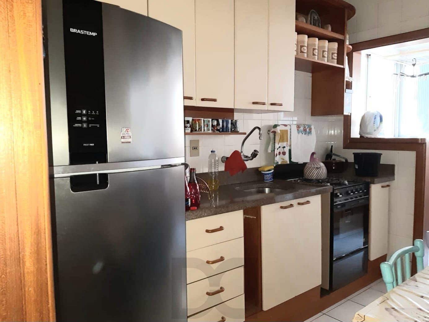 Apartamento 2 Dormitórios, 1 vaga Dupla de Garagem, Bairro Independência, Porto Alegre-RS — foto 8