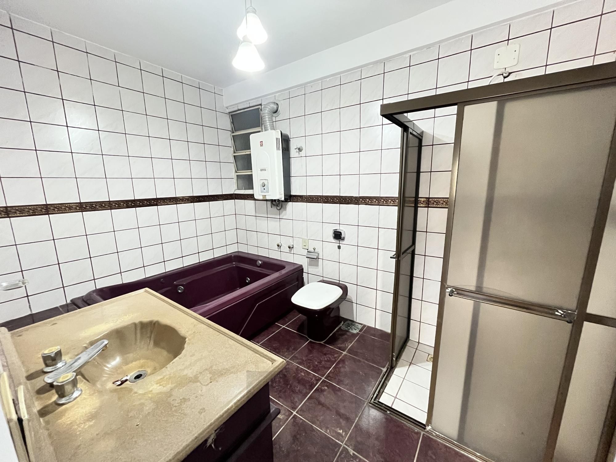 Apartamento de 3 quartos e 1 vaga de garagem no bairro Menino Deus PORTO ALEGRE — foto 16