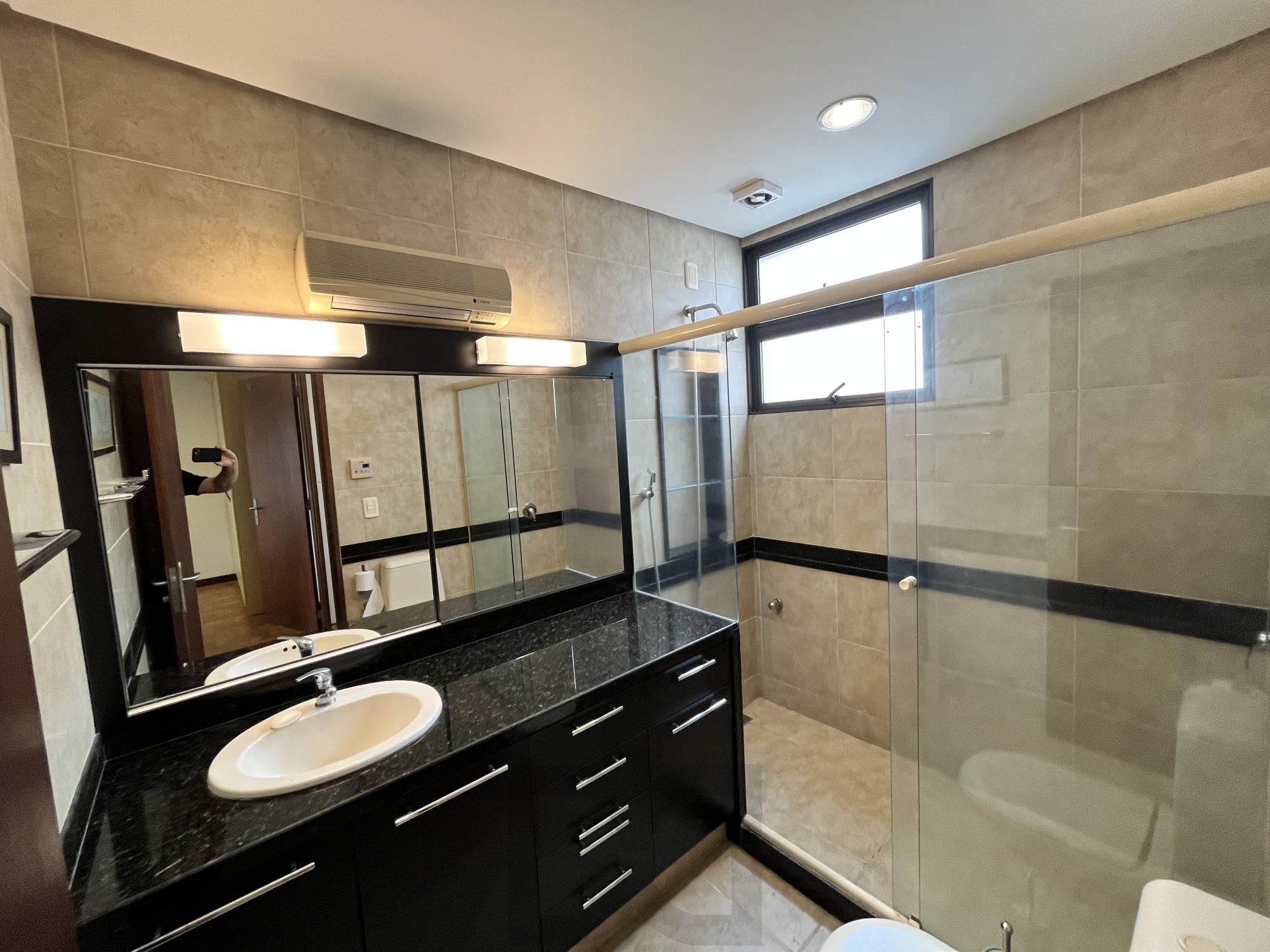 Casa para Venda - 160m², 3 dormitórios, sendo 1 suites, Jardim Botânico — foto 17