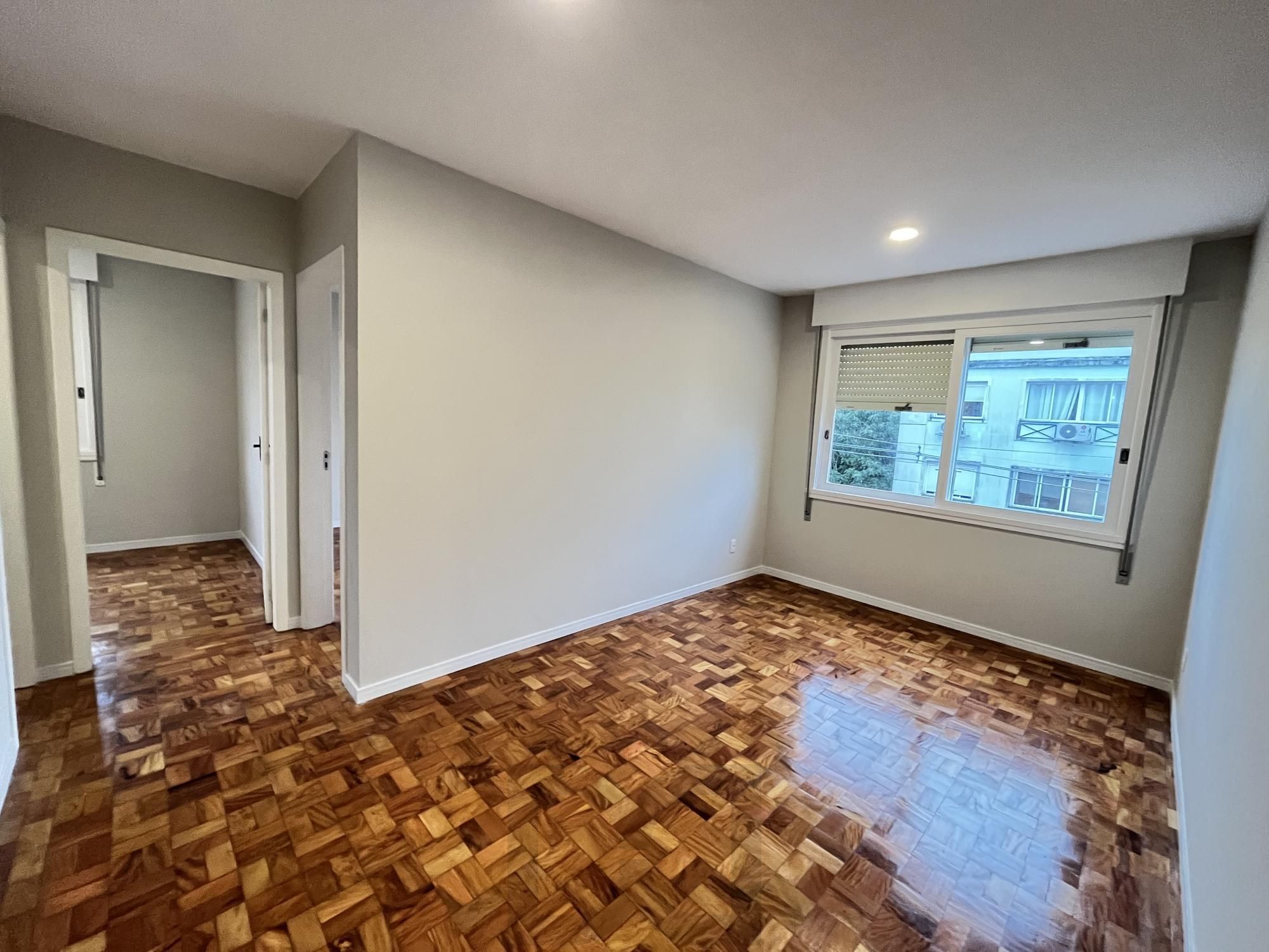 Apartamento de 2 quartos e 2 vagas de garagem no bairro Santana em Porto Alegre — foto 4