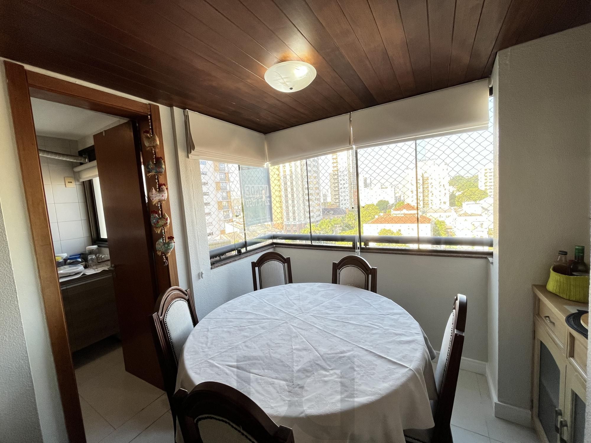 Cobertura de 3 quartos, suíte e 1 vaga de garagem no bairro Menino Deus — foto 32