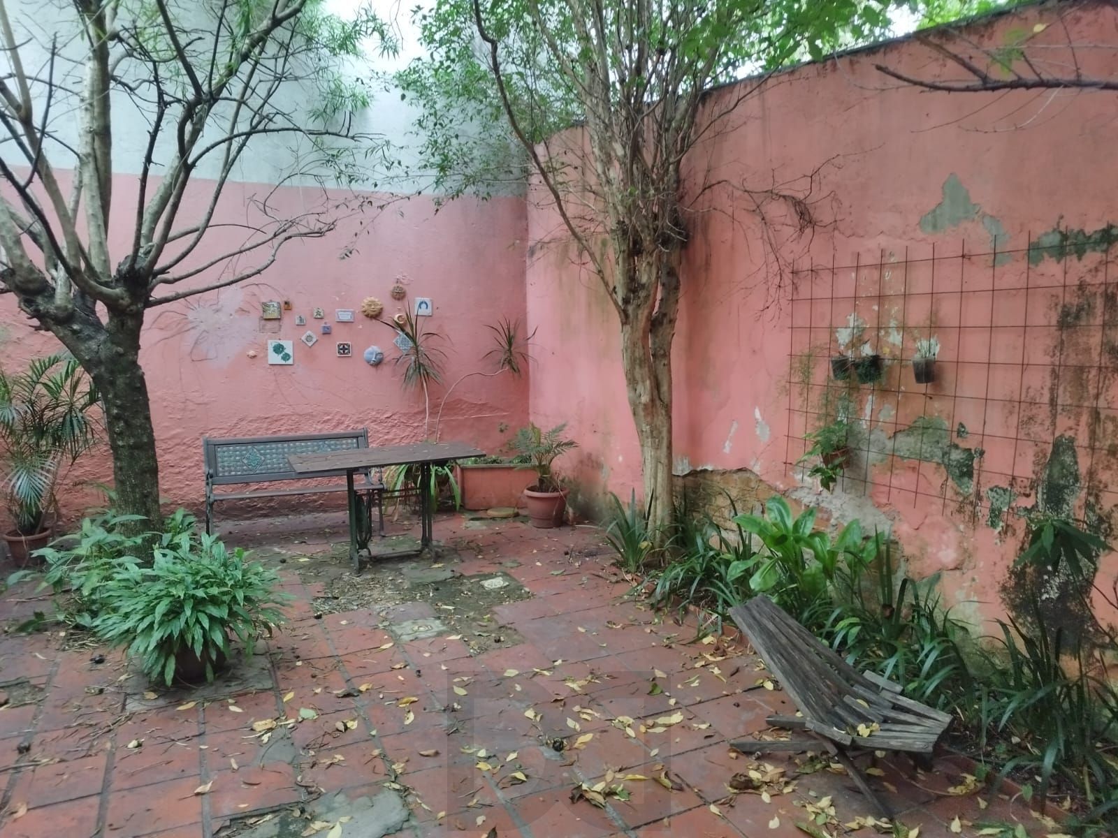 Casa de 2 quartos no bairro da Azenha em Porto Alegre — foto 1