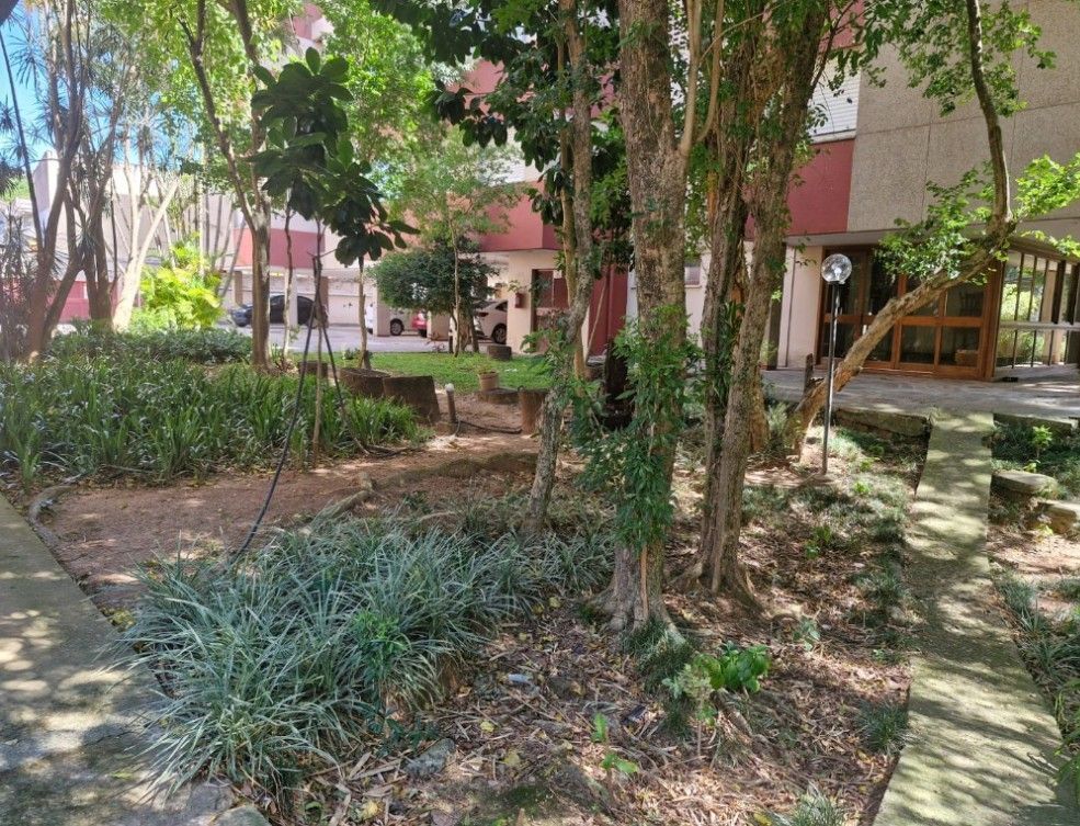 Apartamento de 2 quartos em prédio com elevador, churrasqueira e garagem — foto 11
