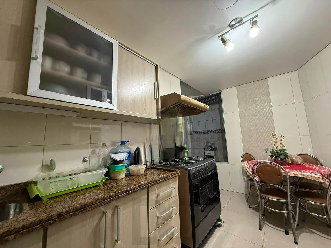 Apartamento térreo no bairro Menino Deus em Porto Alegre — foto 19