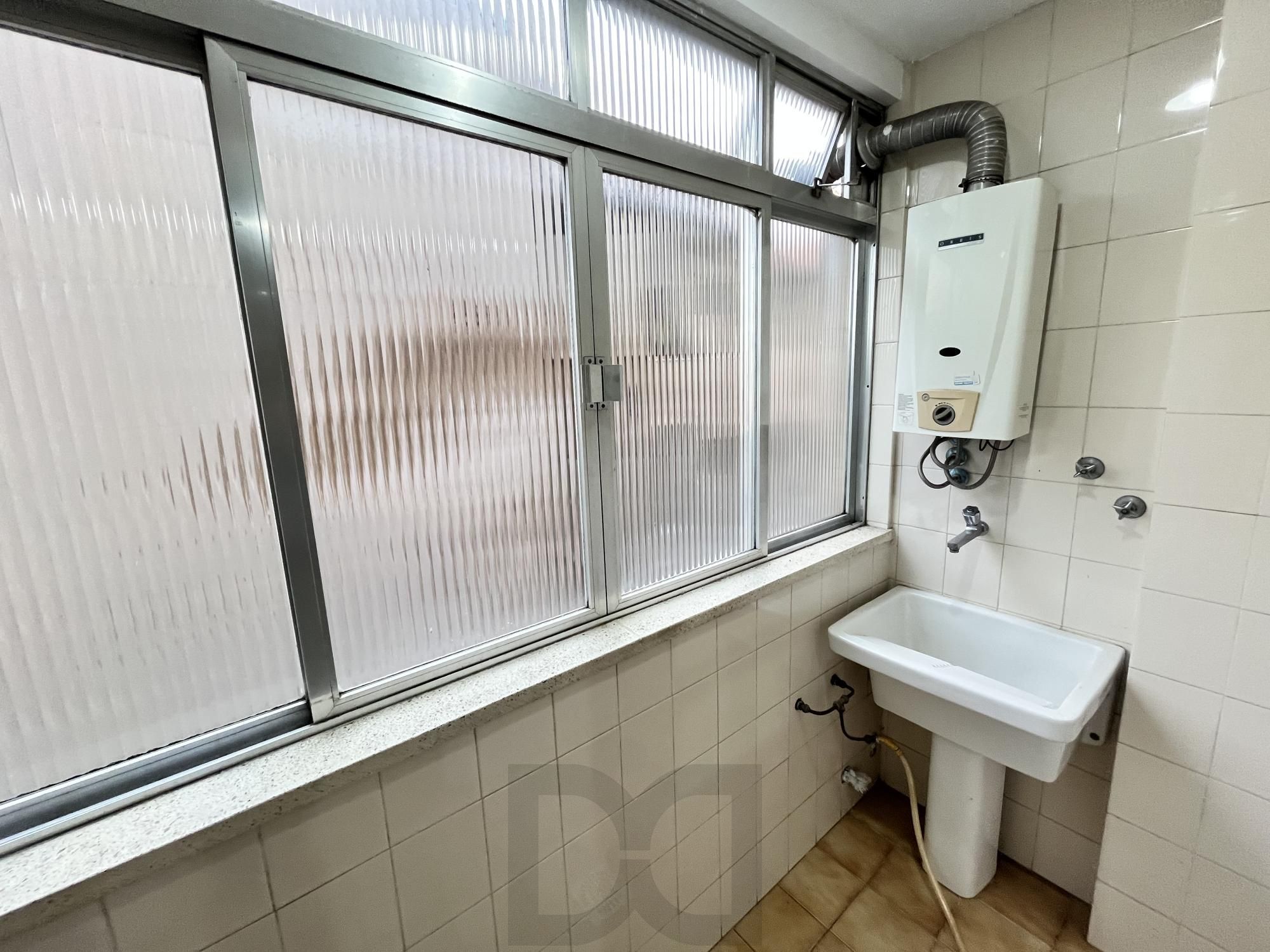 Apartamento de 1 quarto, 2 sacadas e 1 vaga de garagem no bairro Farroupilha POA — foto 14