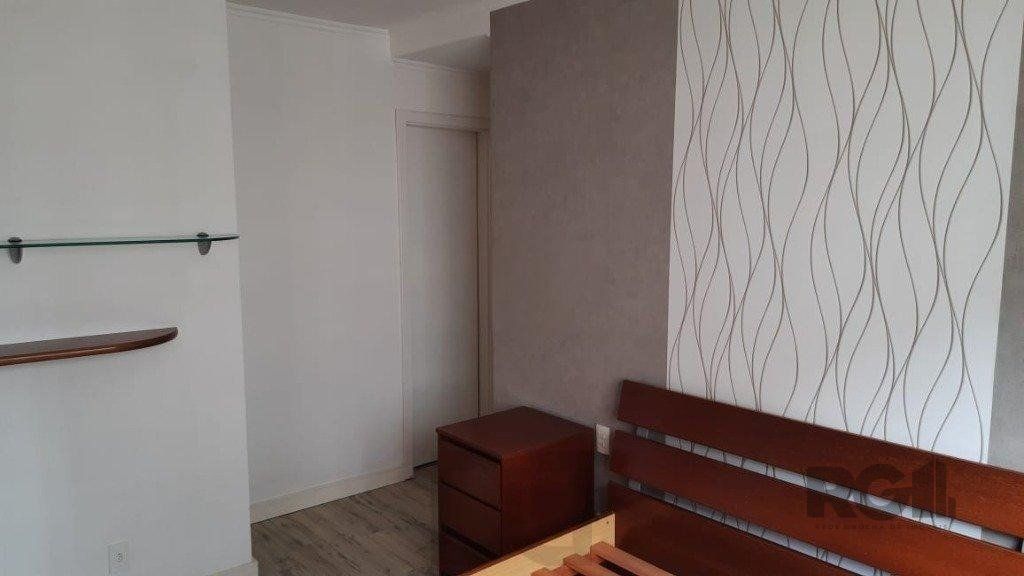 vende no bairro Passo da Areia em Porto Alegre: — foto 44