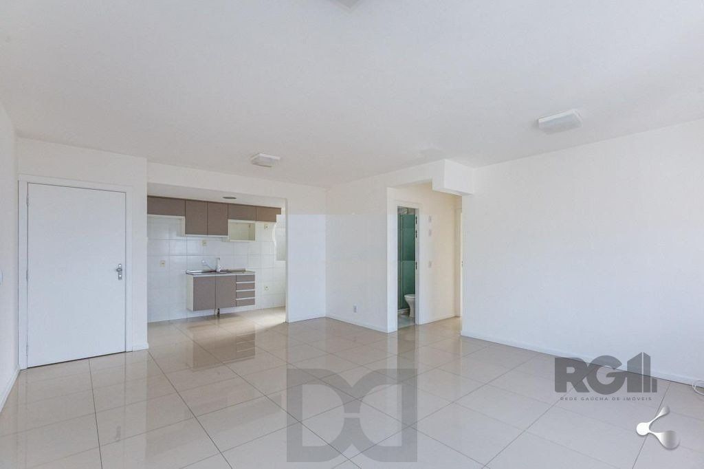Apartamento 2 dormitórios, sendo 1 suíte, 69 m² de área privativa e 1 vaga(s) de garagem. Localizado na Rua/Av. Dom Claudio Jose Goncalves Ponce De Leao, no bairro Vila Ipiranga em Porto Alegre. — foto 2