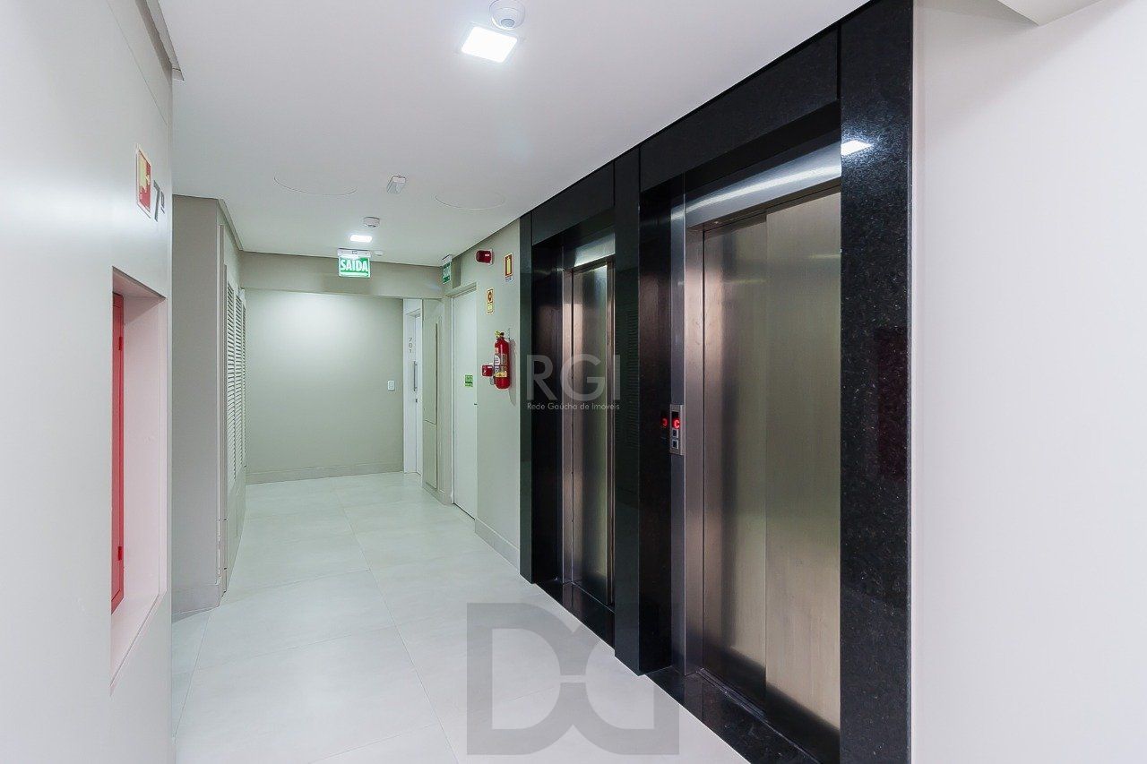 Conjunto/Sala para Venda - 37.9m², 0 dormitórios, 1 vaga - Menino Deus — foto 16