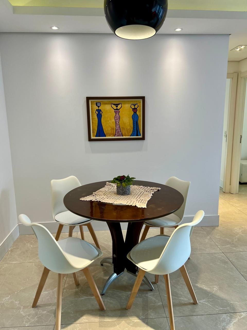 Apartamento 2 dormitórios sendo 1 suíte, semi-mobiliado no Jardim Lindóia — foto 2