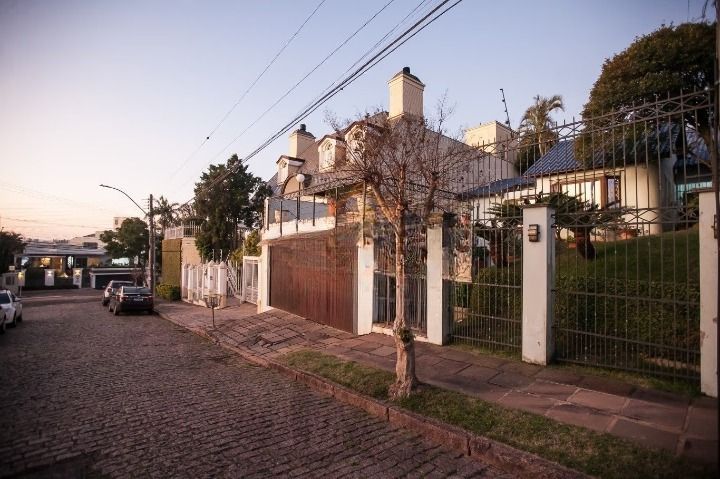 Casa 5 Suítes/ Três Figueiras — foto 2