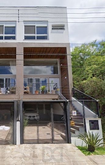 Casa 3 Quartos sendo 1 Suíte — foto 1