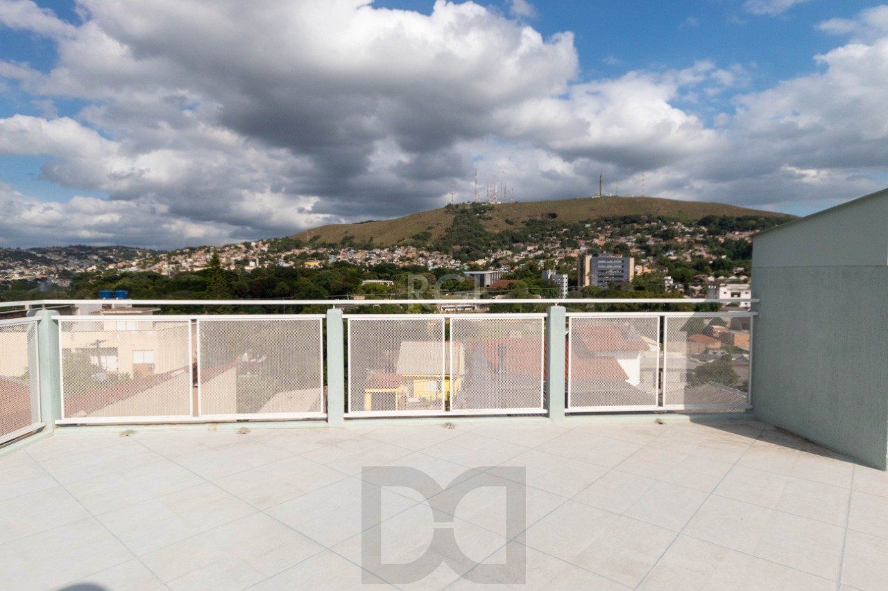 Casa para Venda - 250m², 3 dormitórios, sendo 2 suites, Partenon — foto 27