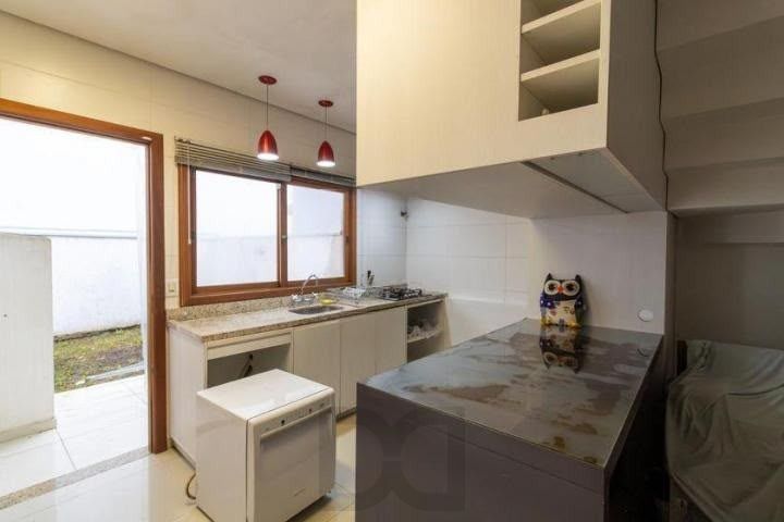 Casa à Venda - Hipica, 3 Quartos, 143 m² — foto 8