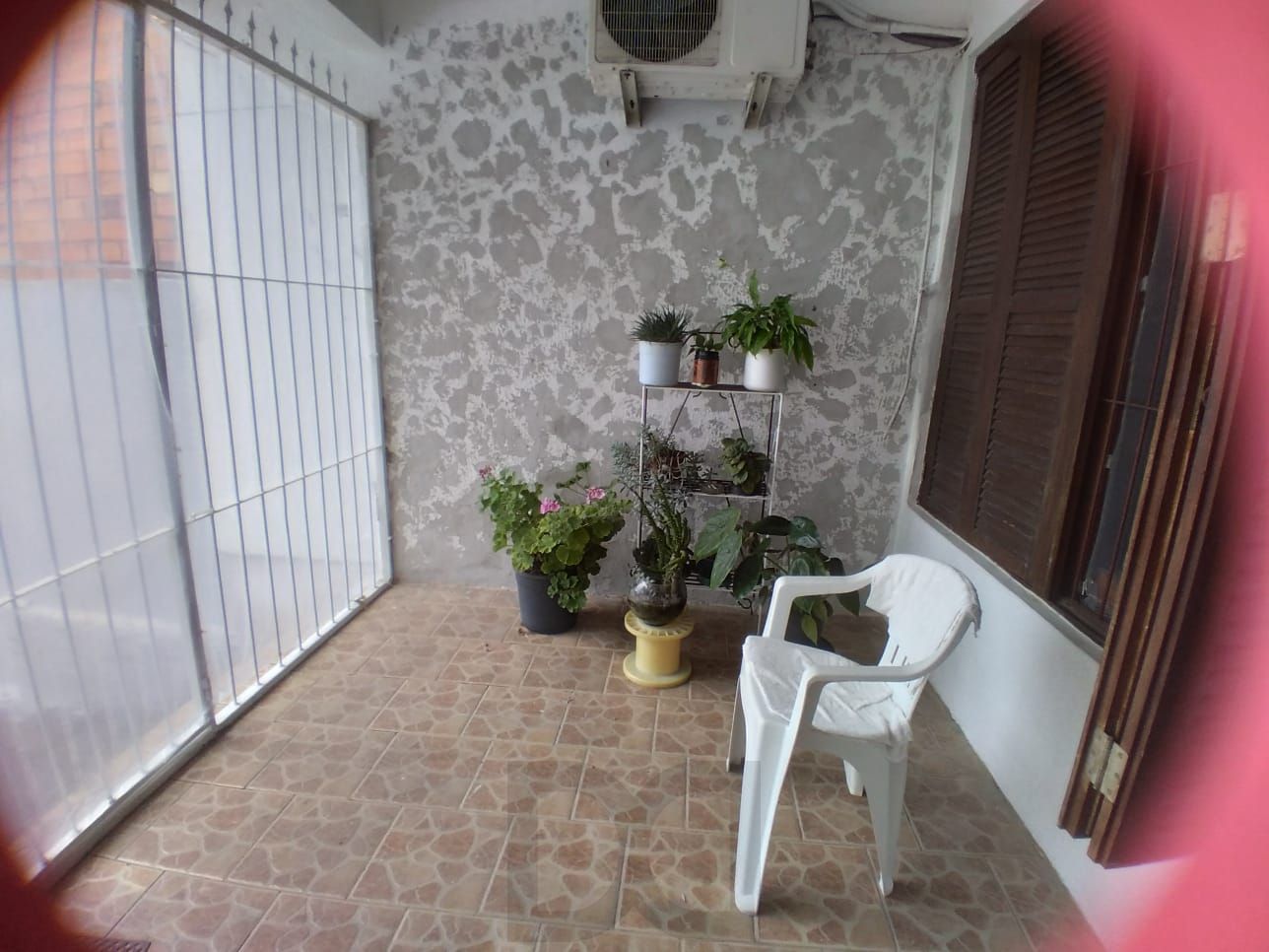 Casa para Venda - 120m², 2 dormitórios, 2 vagas - Jardim Floresta — foto 1