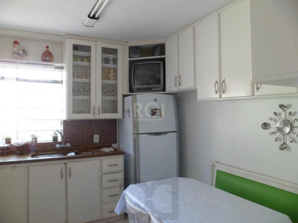 Casa para Venda - 216m², 4 dormitórios, sendo 1 suites, 8 vagas - Aberta Dos Morros — foto 5
