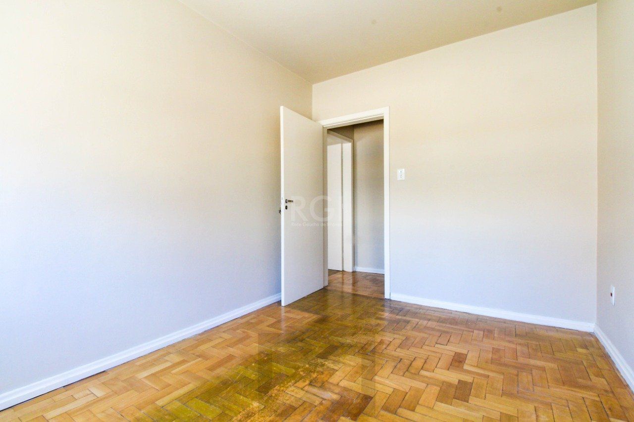 Apartamento para Venda - 73.01m², 2 dormitórios, 1 vaga - Menino Deus — foto 17