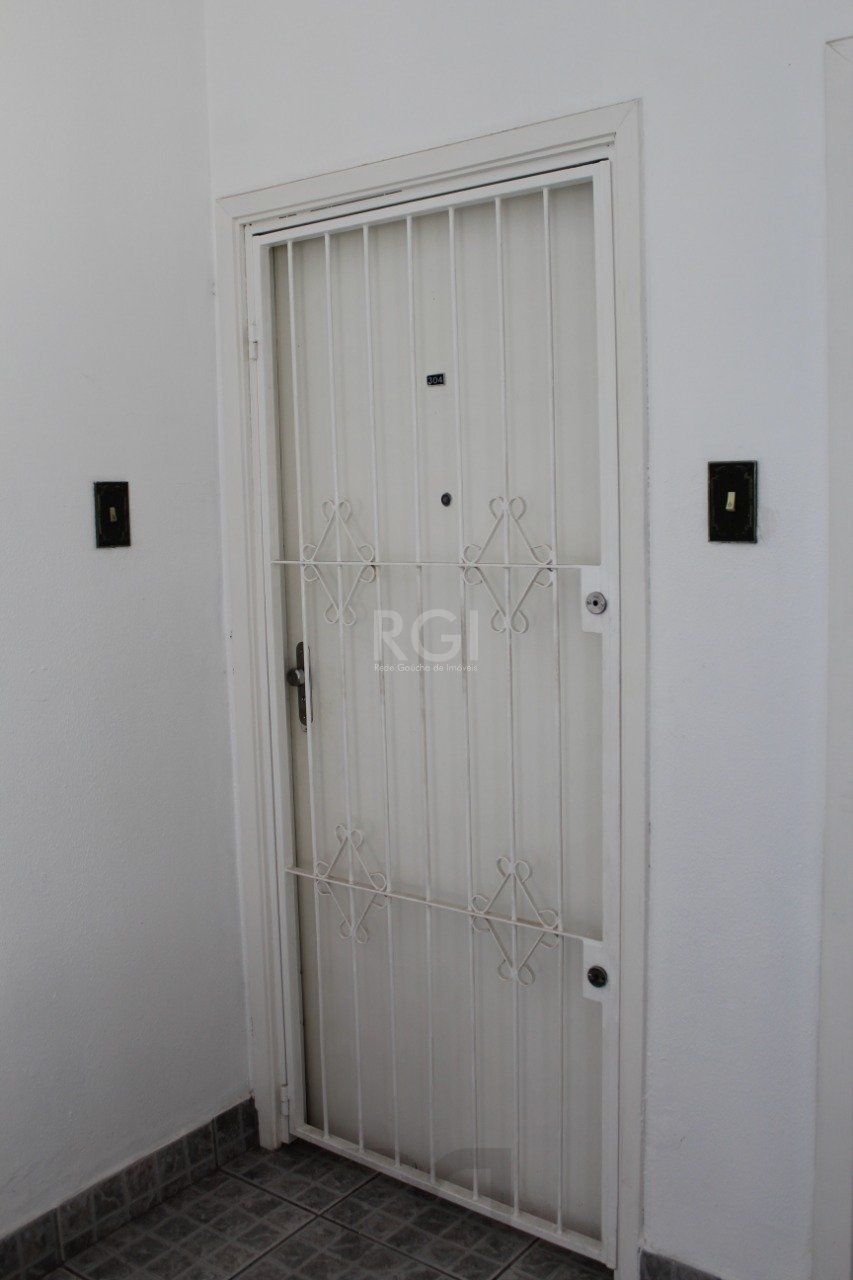 Apartamento para Venda - 54.24m², 2 dormitórios, 1 vaga - Lomba do Pinheiro — foto 4