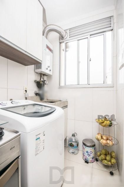 Apartamento com 2 quartos, sala, cozinha, sacada com churrasqueira e 1 vaga. — foto 14