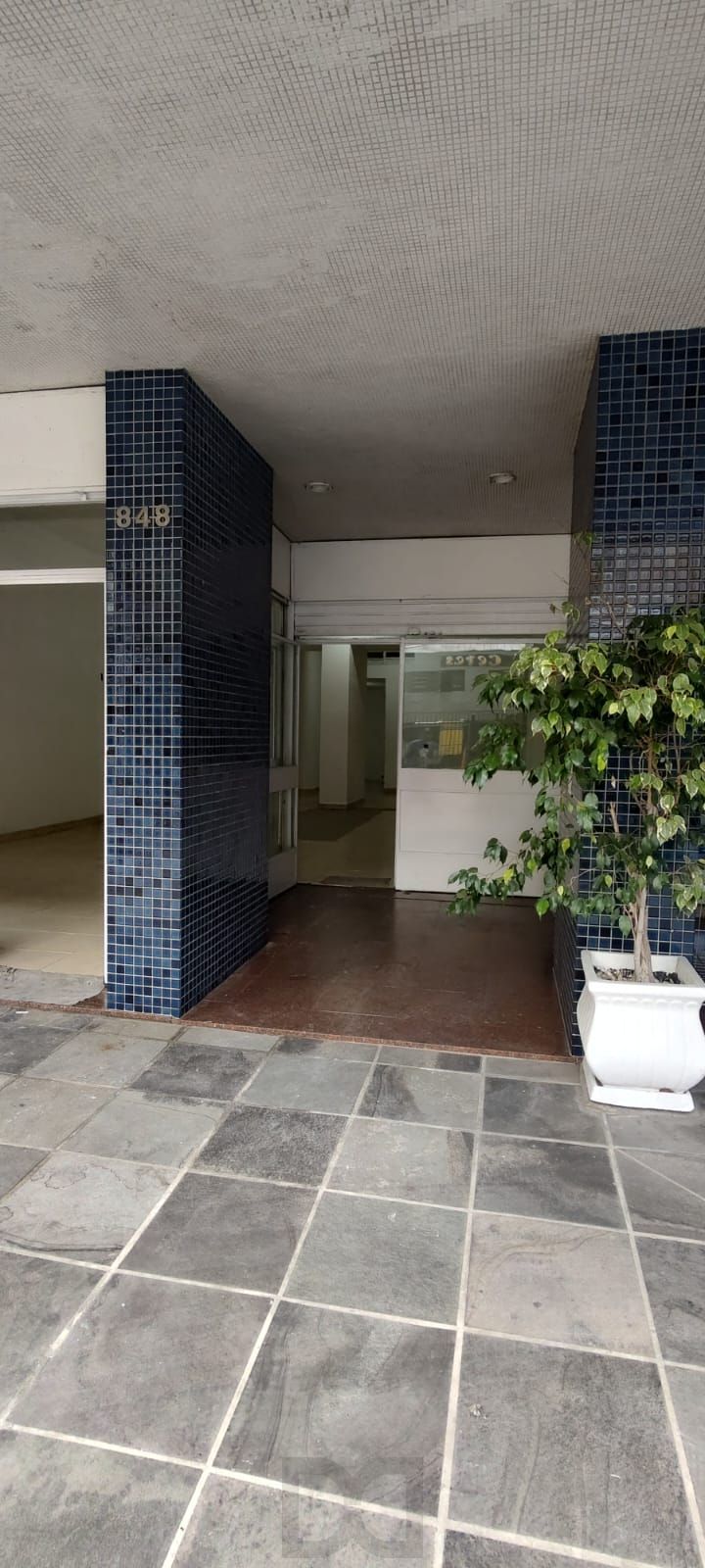 Sala Comercial térrea no Centro de Porto Alegre — foto 4