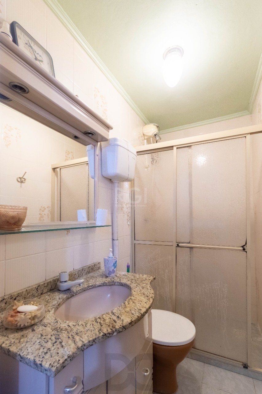 Casa para Venda - 250m², 3 dormitórios, sendo 2 suites, Partenon — foto 35