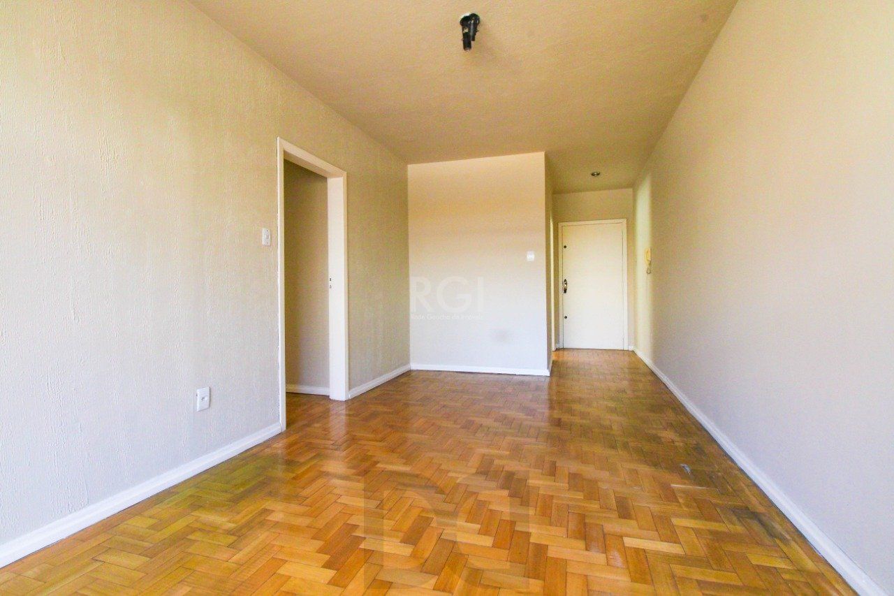 Apartamento para Venda - 73.01m², 2 dormitórios, 1 vaga - Menino Deus — foto 1