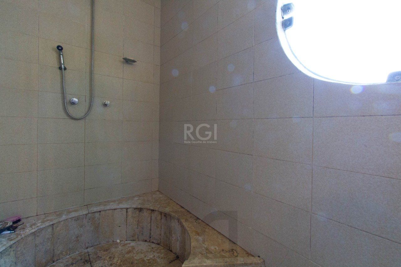 Casa para Venda - 422m², 6 dormitórios, sendo 2 suites, 5 vagas - Vila Assunção — foto 8