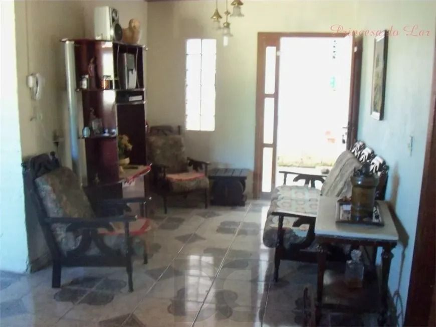 Casa a venda no bairro Ponta Grossa com 3 quartos / 1 suite / 2 banheiros / 2 vagas — foto 4