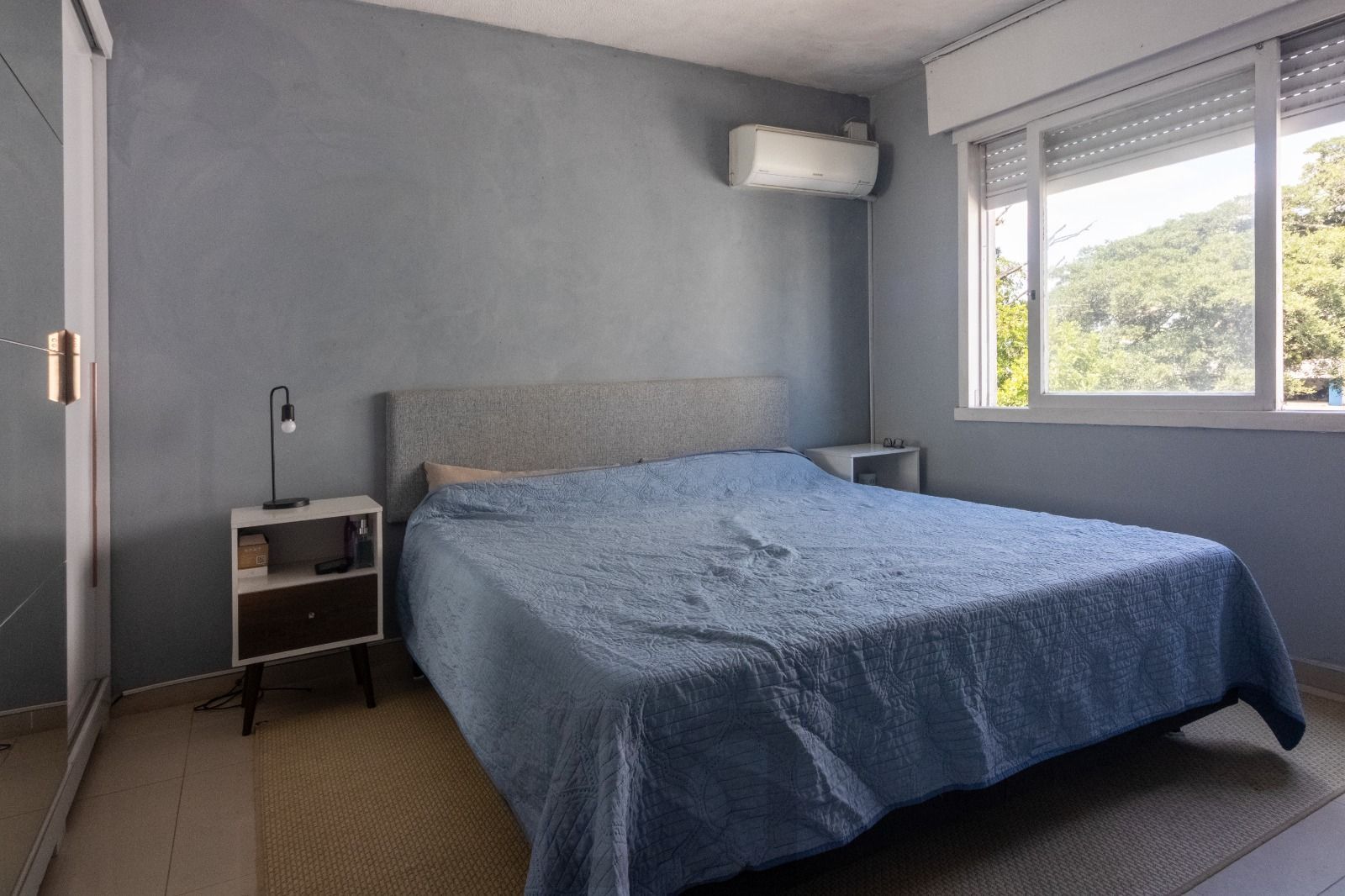 APARTAMENTO 2 DORMITÓRIOS COM VAGA NO JARDIM LEOPOLDINA EM PORTO ALEGRE — foto 1