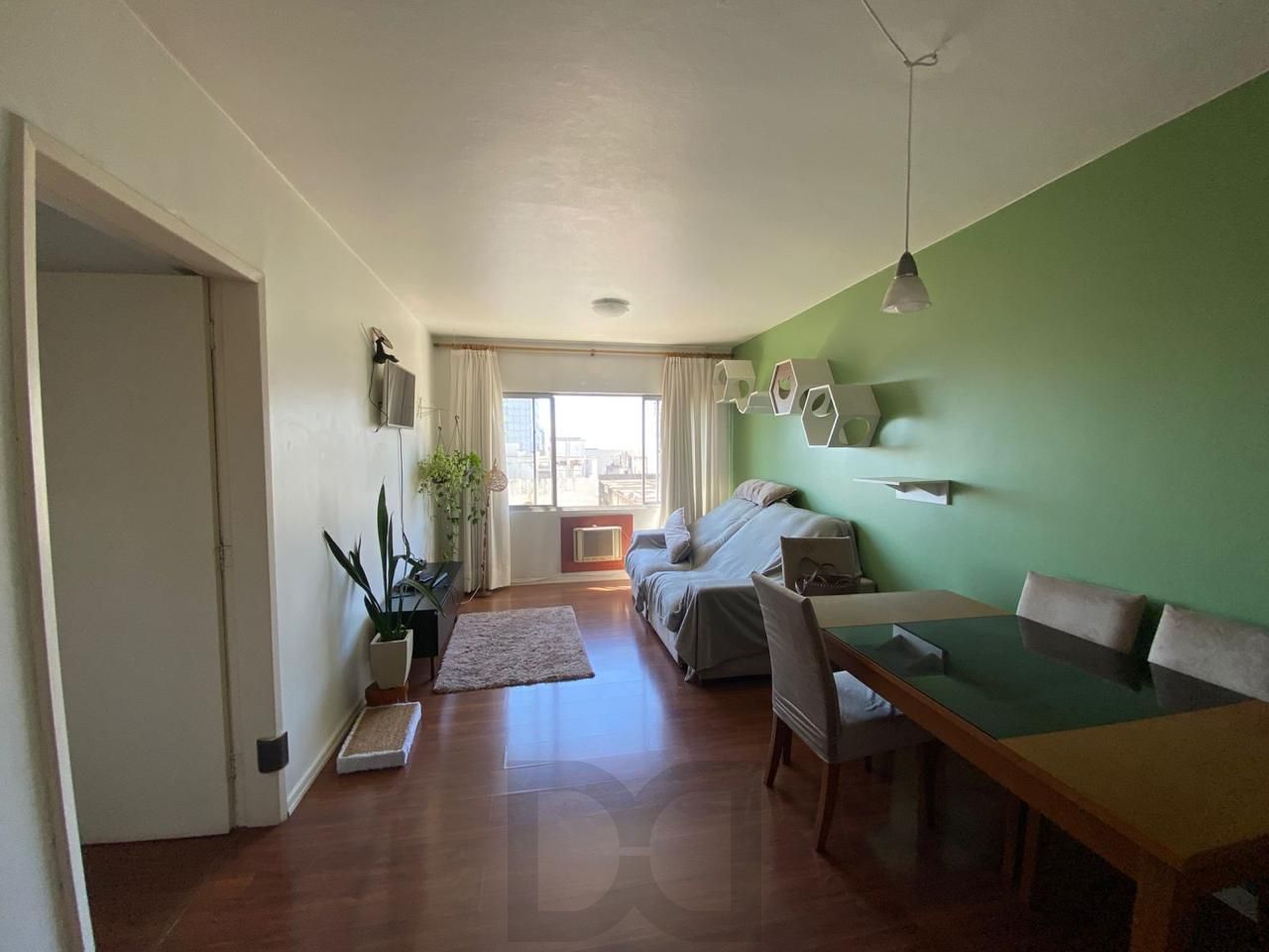 Apartamento Mobiliado a venda / Avenida Independência / 2 Dormitórios — foto 7