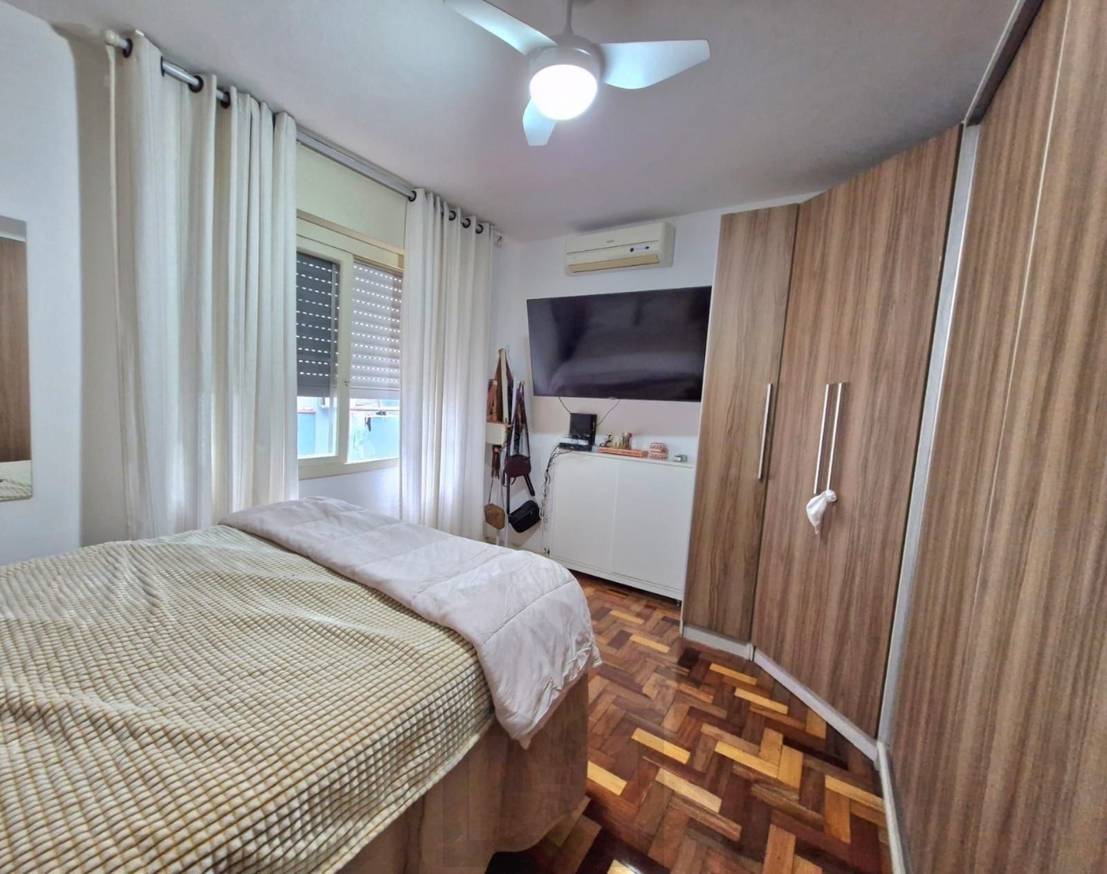 Apartamento de 2 dormitórios, no bairro Humaitá, em Porto Alegre — foto 8