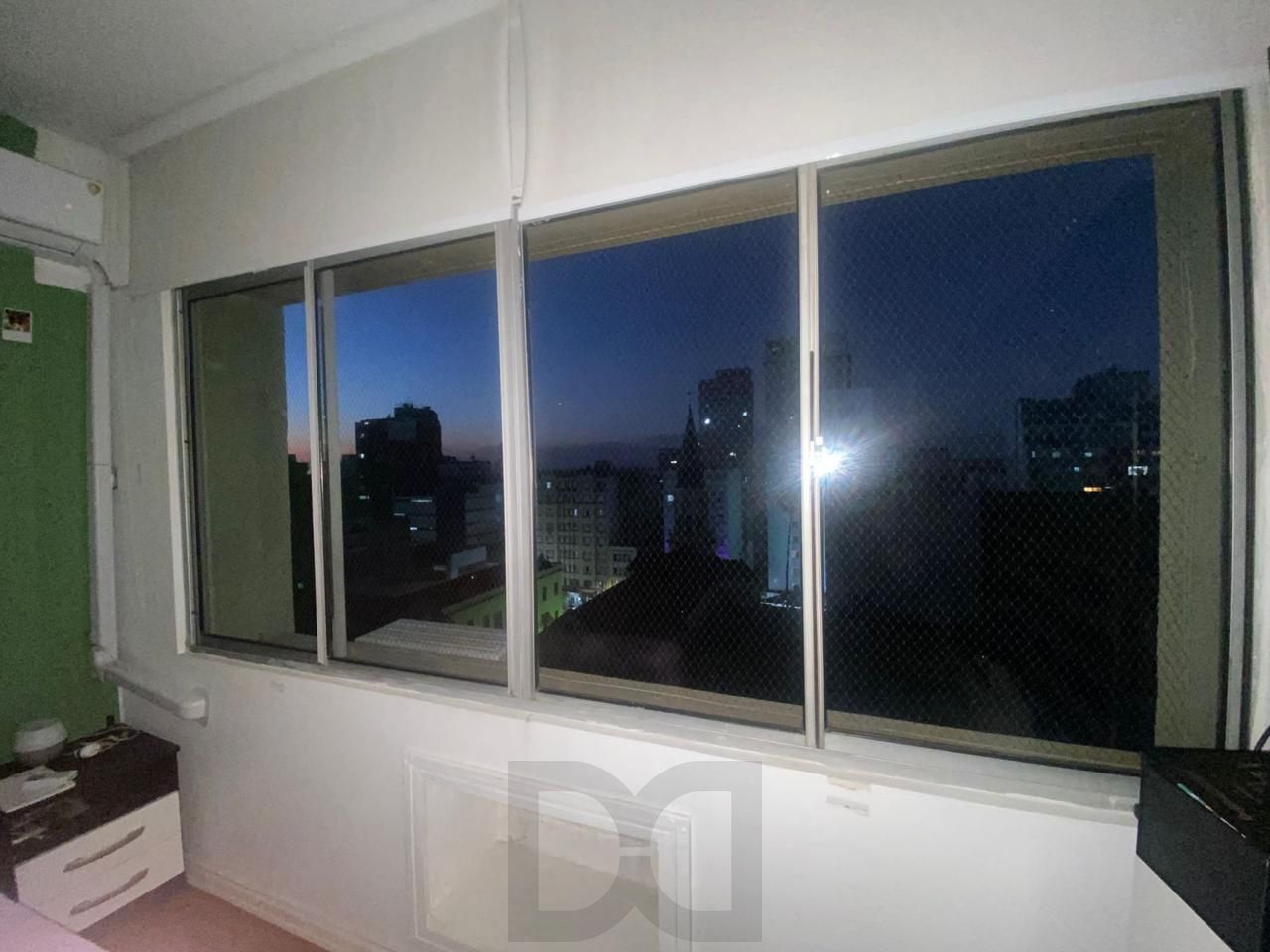 Apartamento Mobiliado a venda / Avenida Independência / 2 Dormitórios — foto 15