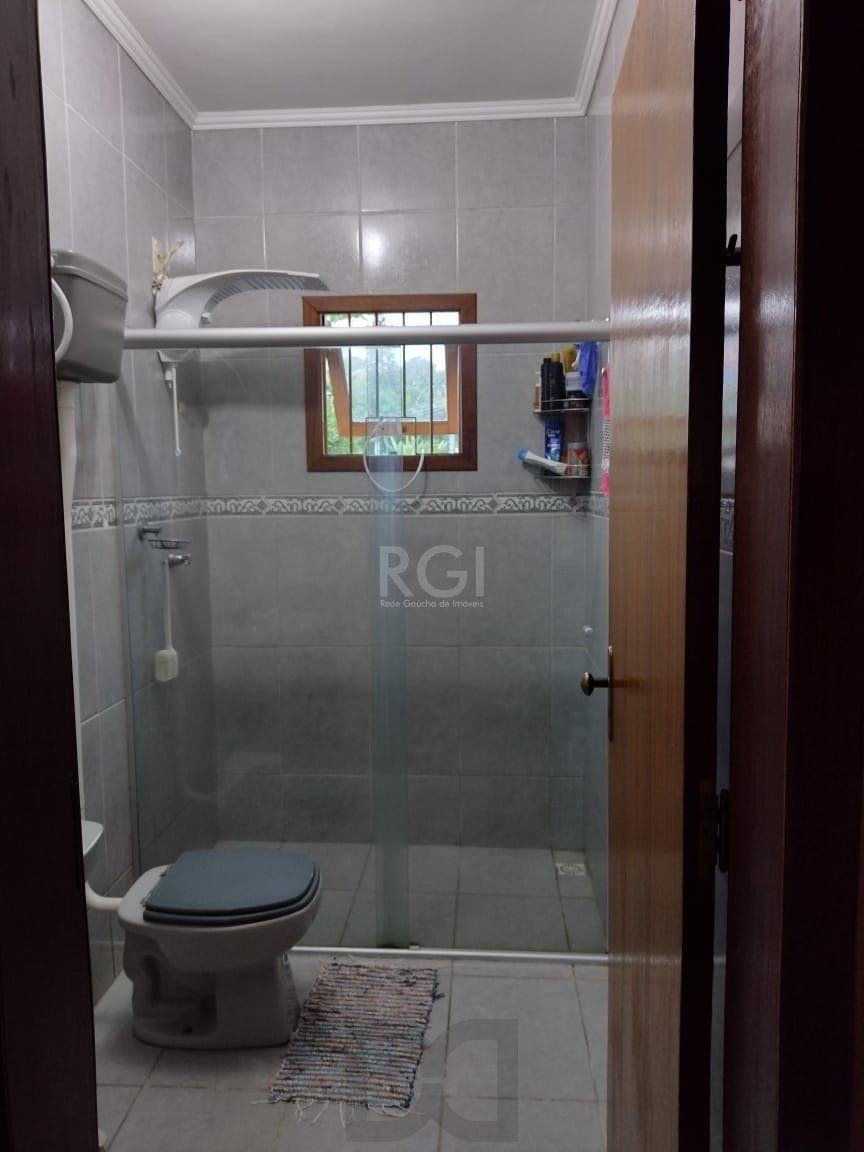 Casa para Venda - 0.18m², 2 dormitórios, sendo 2 suites, 3 vagas - Lomba do Pinheiro — foto 10