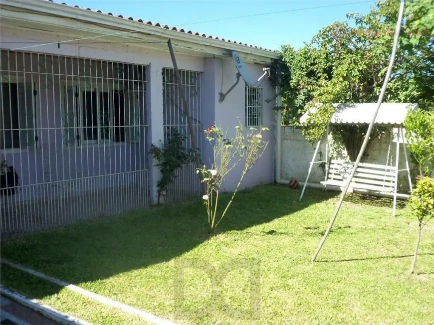 Casa a venda no bairro Ponta Grossa com 3 quartos / 1 suite / 2 banheiros / 2 vagas — foto 2