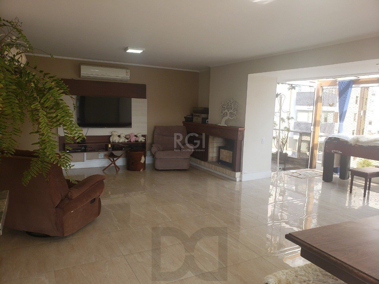 Cobertura para Venda - 296m², 3 dormitórios, sendo 1 suites, 3 vagas - Petrópolis — foto 7