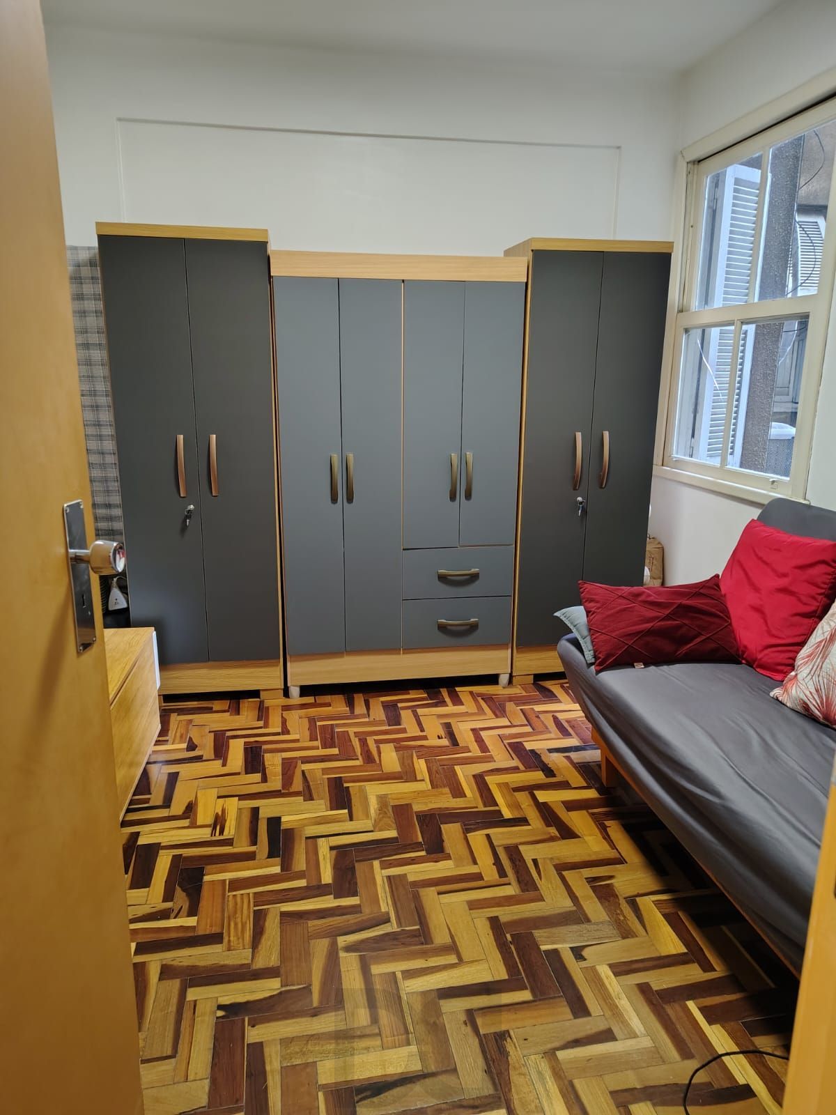 Apartamento Espaçoso no Centro Histórico com Móveis Sob Medida — foto 16