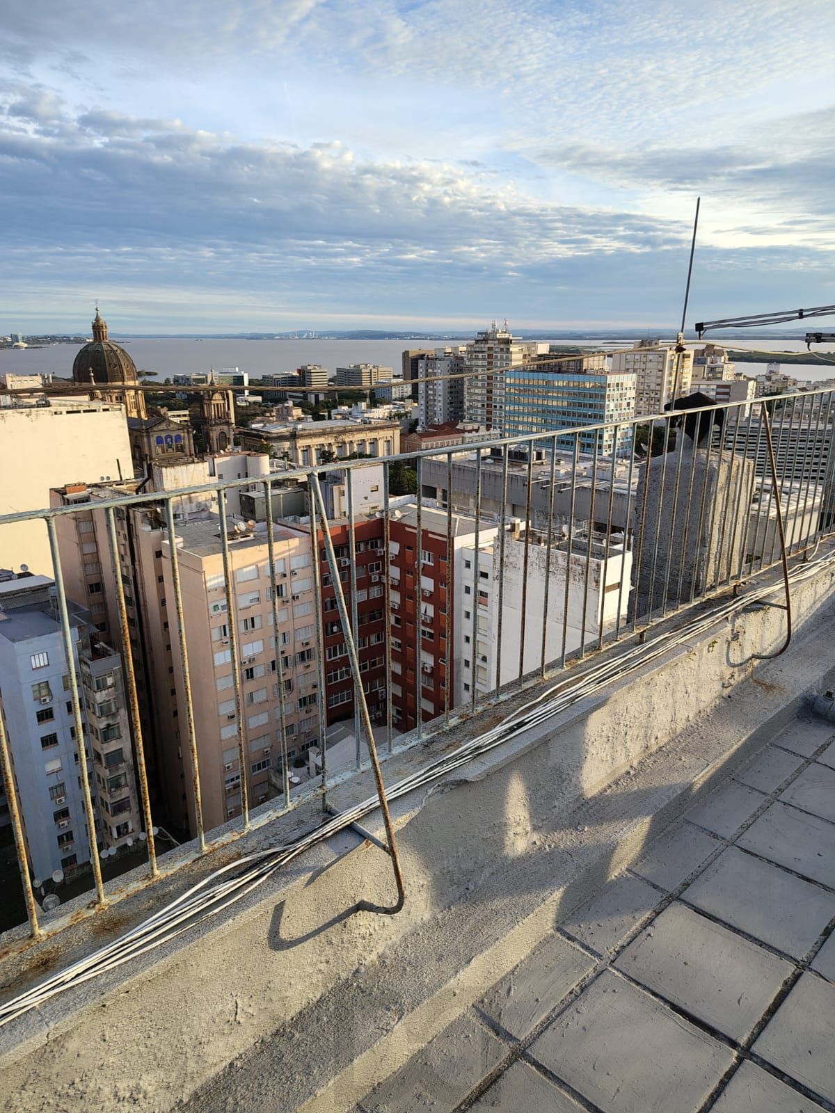 Apartamento Espaçoso no Centro Histórico com Móveis Sob Medida — foto 22