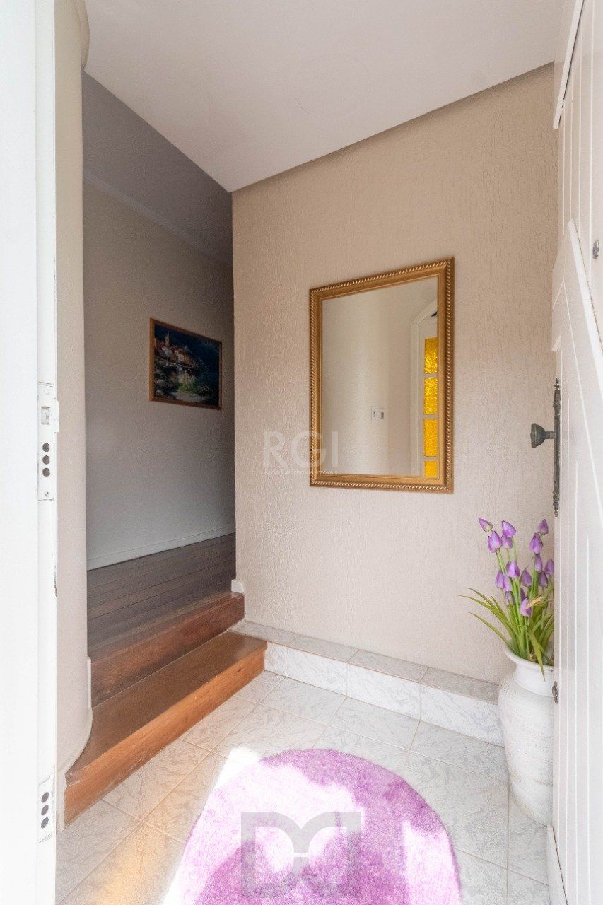 Casa para Venda - 250m², 3 dormitórios, sendo 2 suites, Partenon — foto 6
